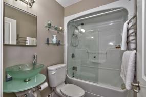 Property listing for 116 Gatepost Pl., Hamilton, ON